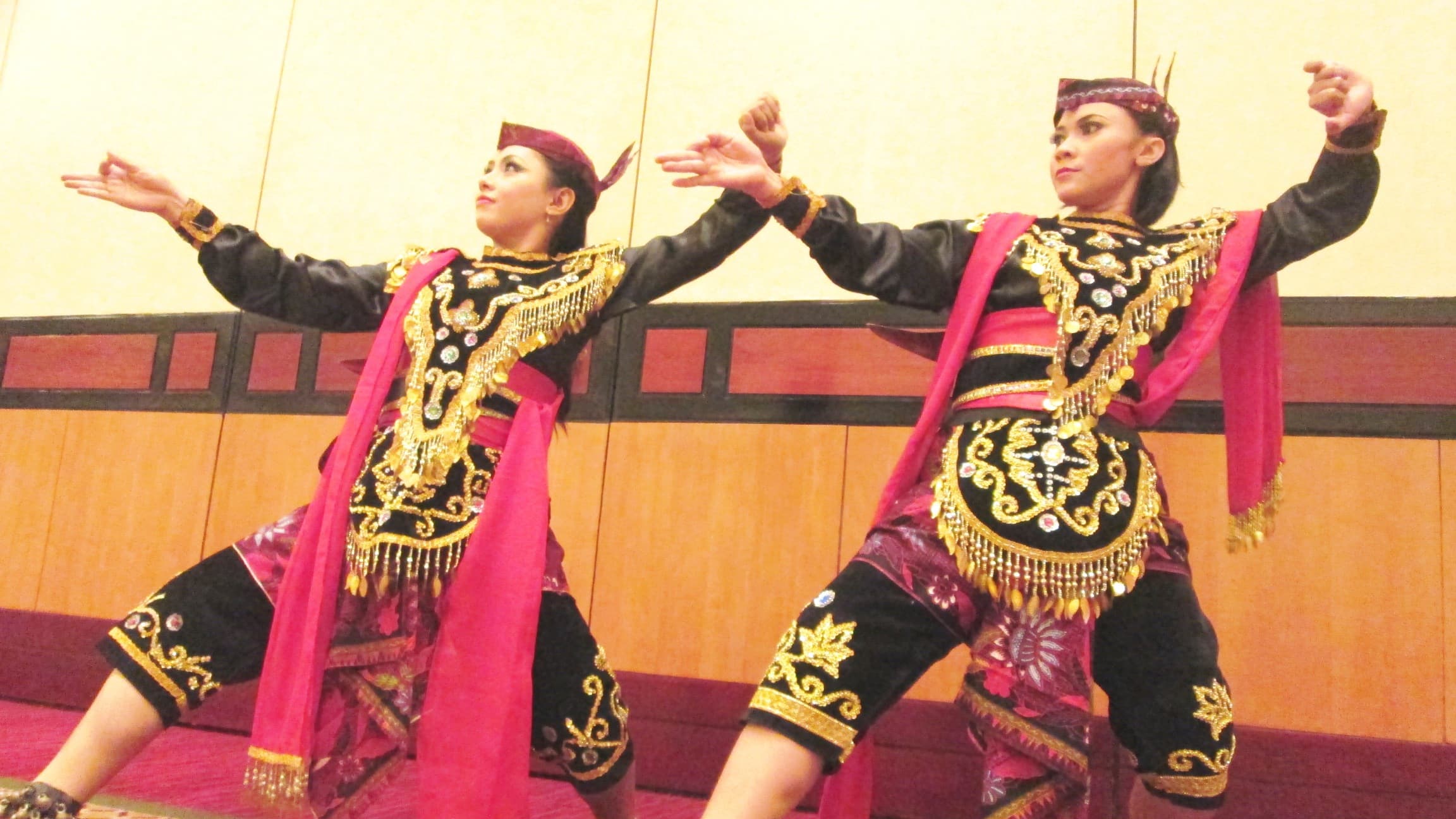 Gerak Dinamis Tari Remo